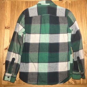 American Eagle flannel button up shirt